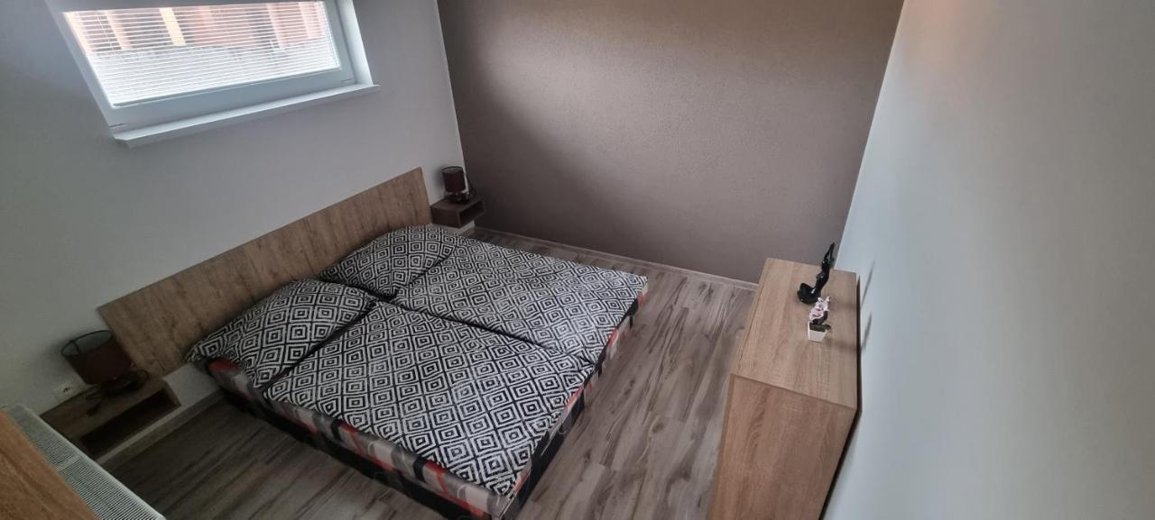 Alexej Apartmany Velky Meder Exterior photo