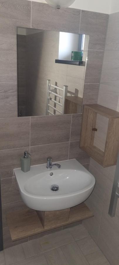 Alexej Apartmany Velky Meder Exterior photo